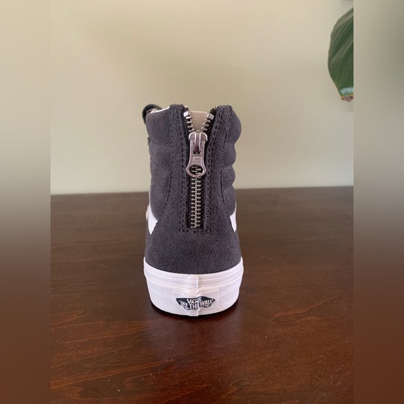 Vans Dark Grey Sk8 Hi Slim Zip - New without box - 7.5 men/9 women - Picture 3 of 7